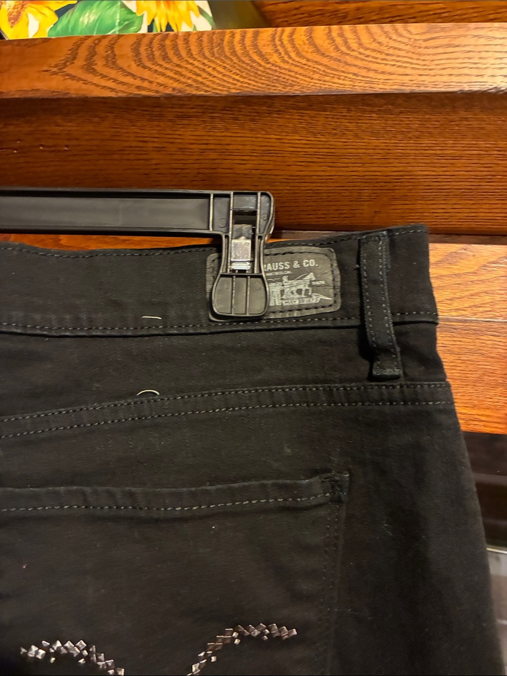 Black wide leg Levi’s - Picture 3 of 4